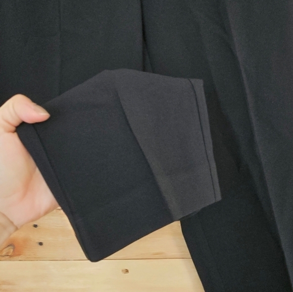 Babaton Atelier tappered cropped leg Black Pants Neutral basic wardrobe staple - Picture 7 of 10